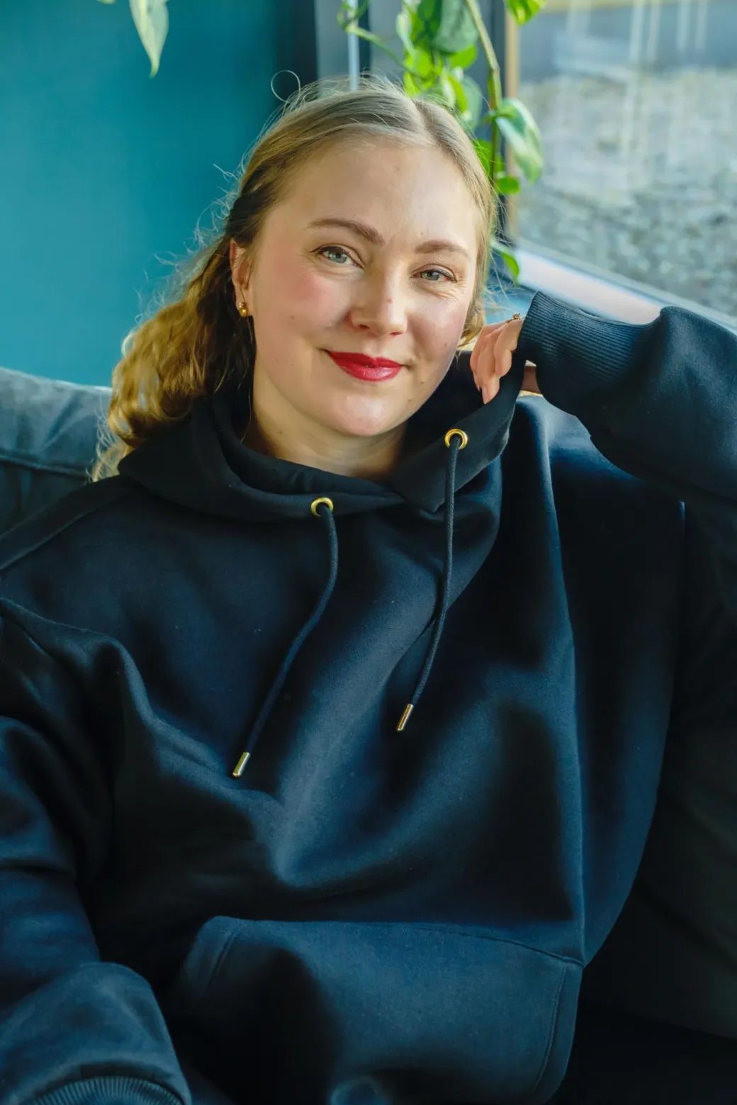 ACOTAR Longline Hoodie - 7 Courts