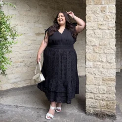 Broderie Anglaise Midi Dress - Black