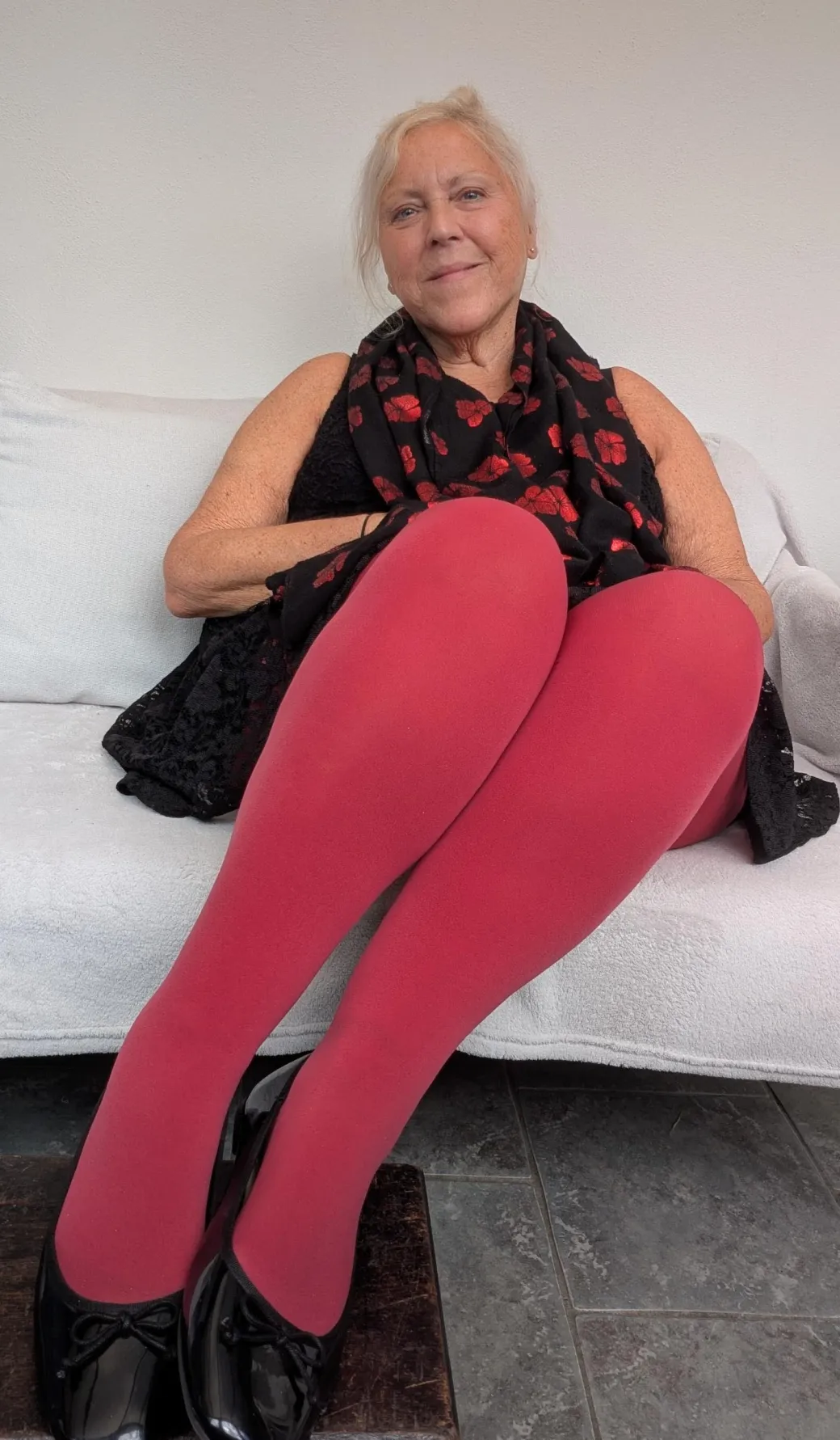 80 Denier Castor Oil Tights - Blood Red