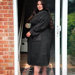Floof Bath Robe - Black