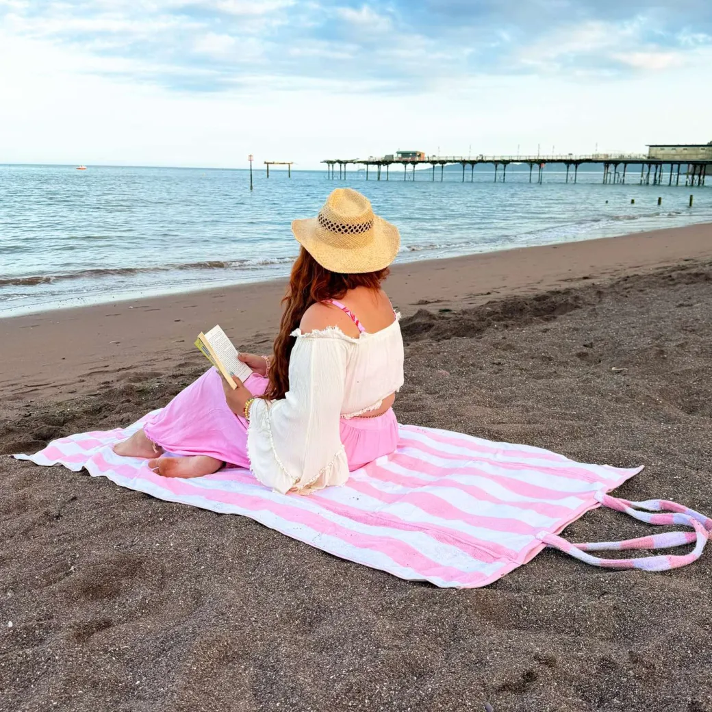 2-in-1 Beach Towel Bag - Pink and White Stripe