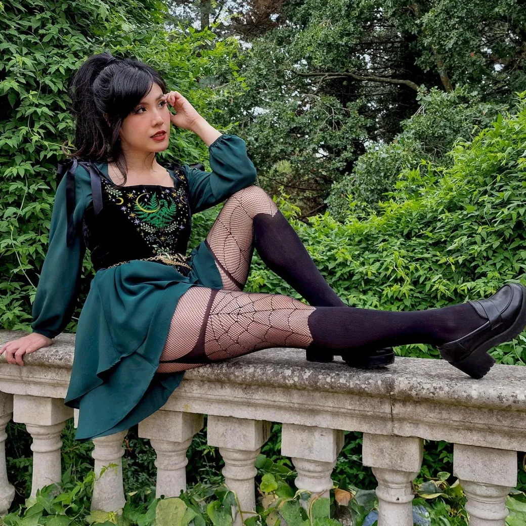 Mock Garter Fishnets - Venom