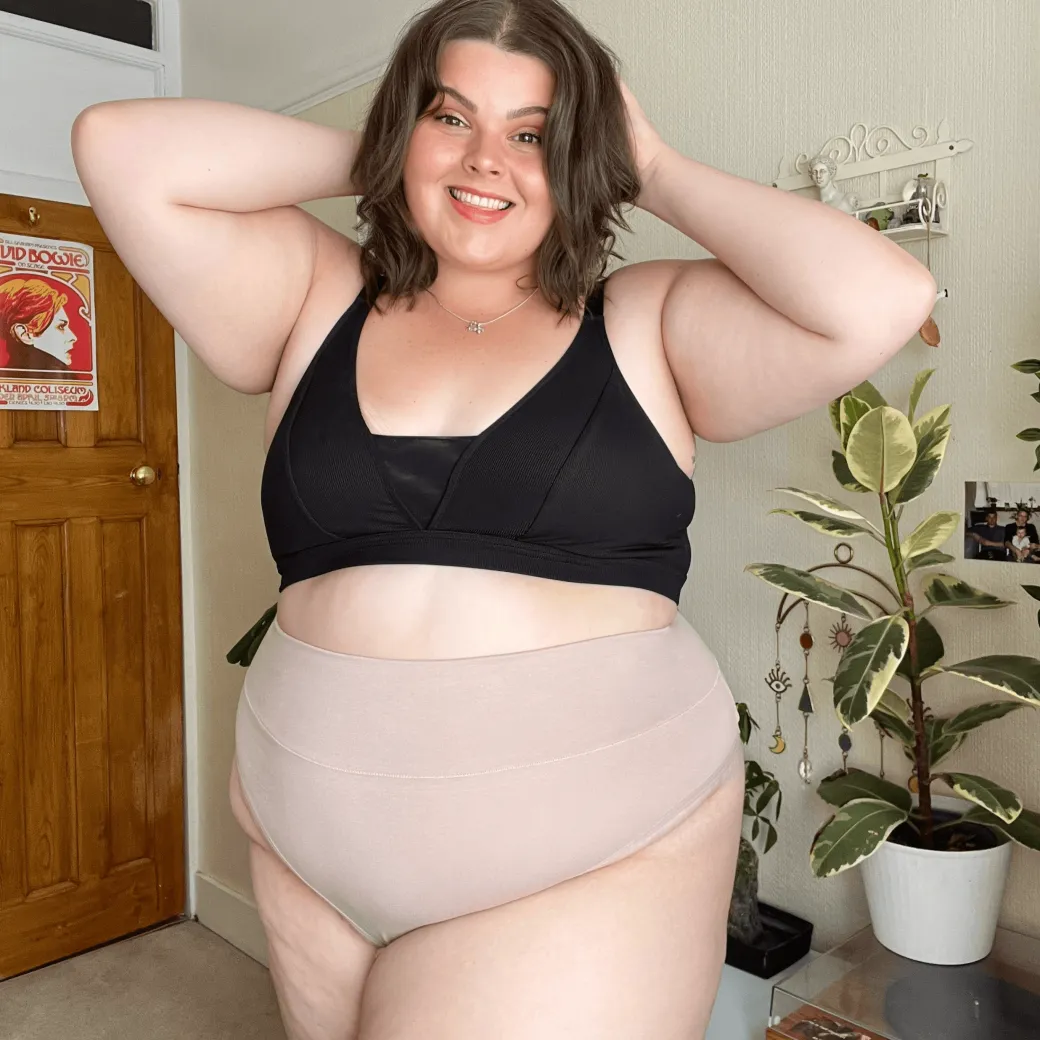 Organic Cotton Cheeky High Leg Knickers - Milk Bottle