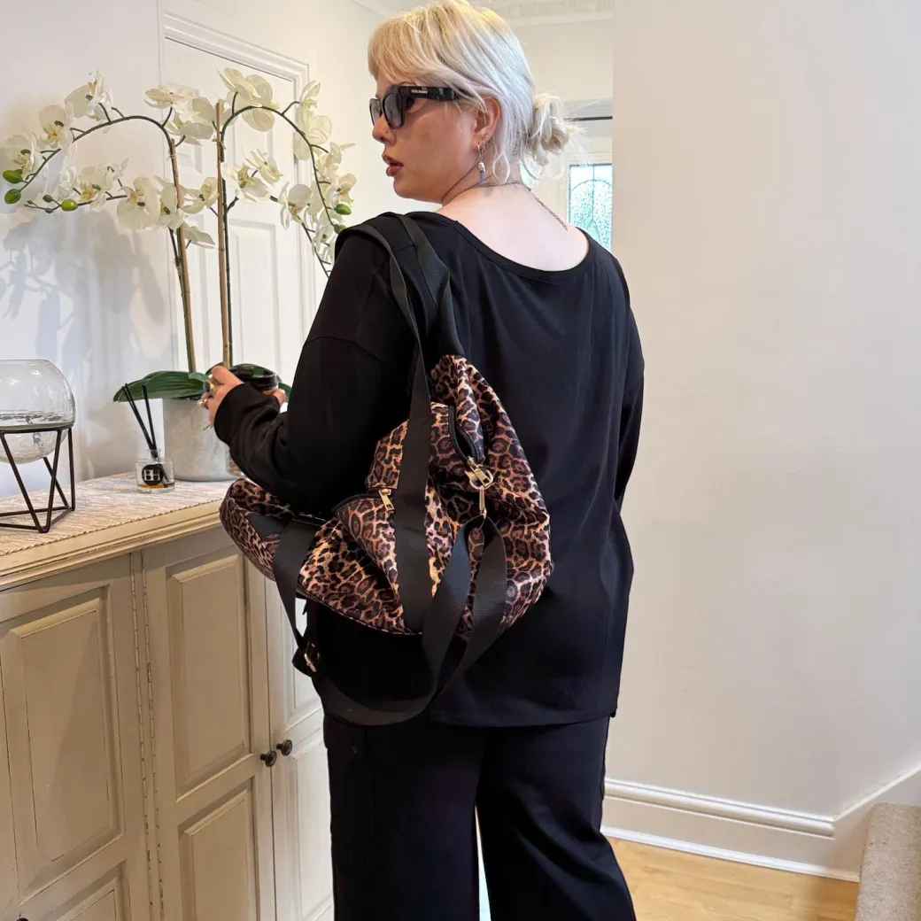 Organic Cotton Long Sleeve Scoop Neck Top - Black