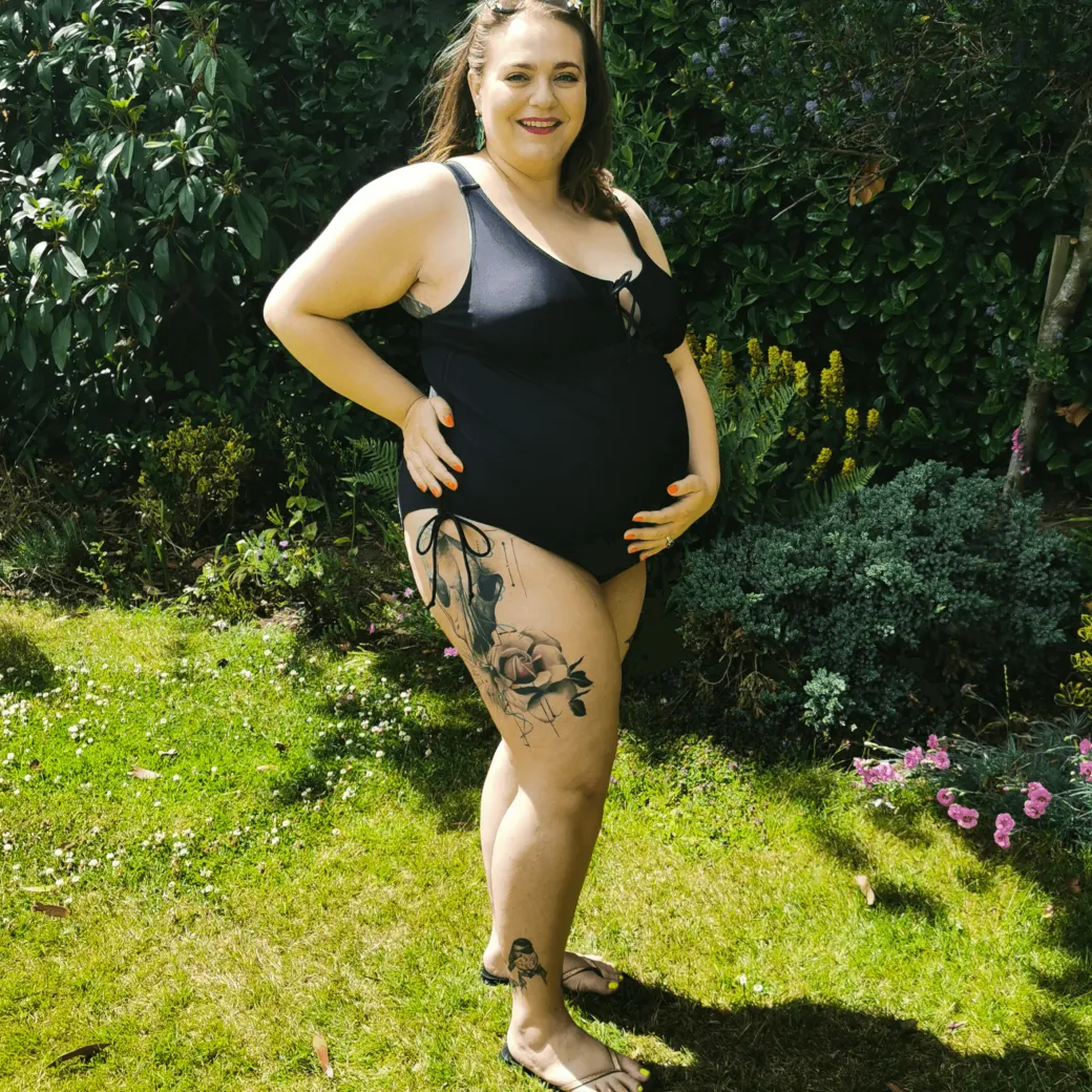 That loving feel'in Maternity Swimsuit - Black