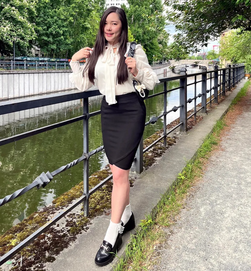 Tulip Mini Skirt - Black